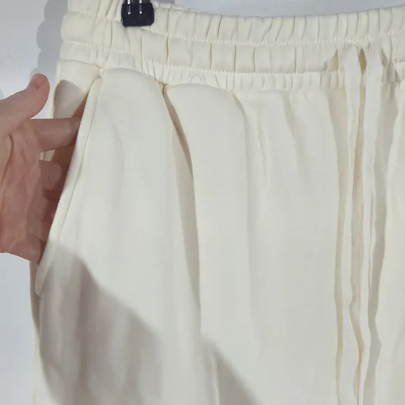 Fabletics Women's Soft Cream Joggers - Picture 5 of 7